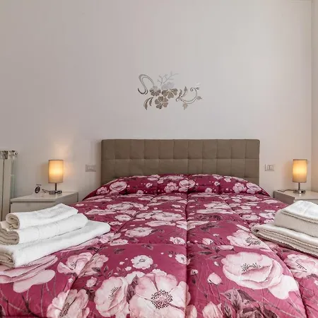 Cornelia - Metro Cornelia Appartement *